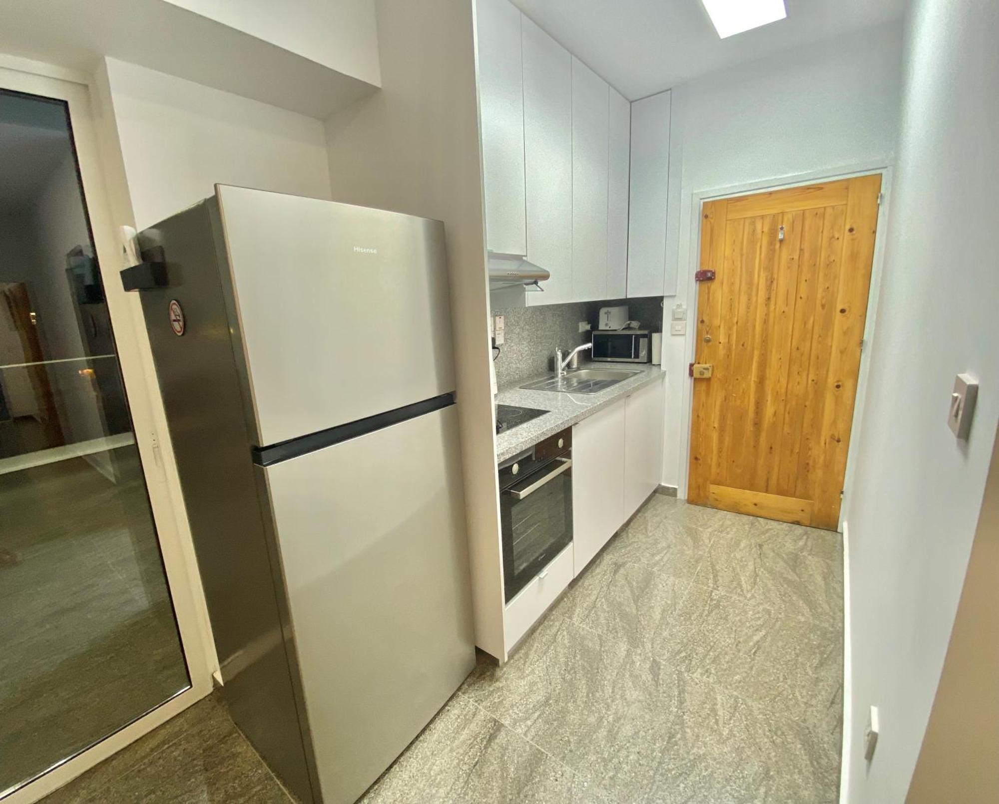 Ev Zin - Modern, Cozy, 1 Bed, Pool, 2 Balconies, A105 Daire Pafos Dış mekan fotoğraf